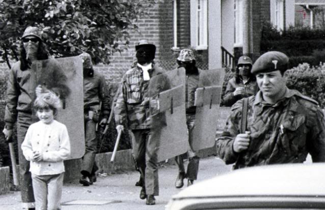 Joint footpatrol of British UDA terrorists and British Army soldiers, British Occupied North of Ireland, 1970s