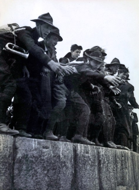 Members of the Fianna Éireann, an Irish Republican scouting movement, unload sea-borne weapons which would go on to arm the Irish Revolution, Howth, Ireland, July 26th 1914