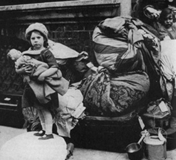 A refugee child arrives in Dublin fleeing the Northern Pogroms, Ireland, 1922