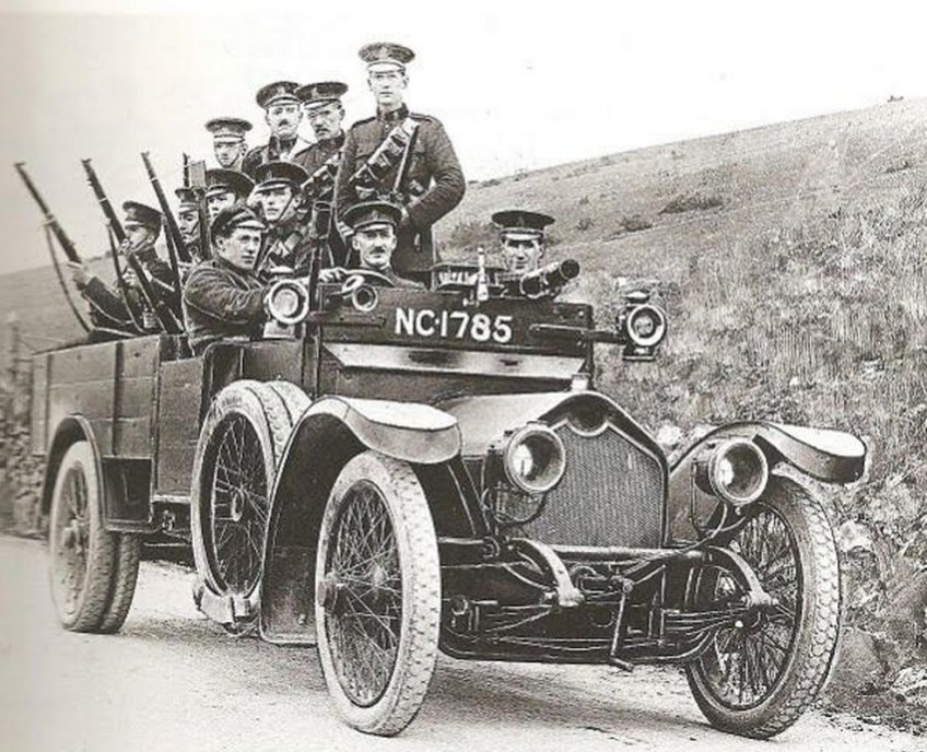 british-paramilitary-police-officers-of-the-ric-in-an-unarmoured-crossley-20-25-tender